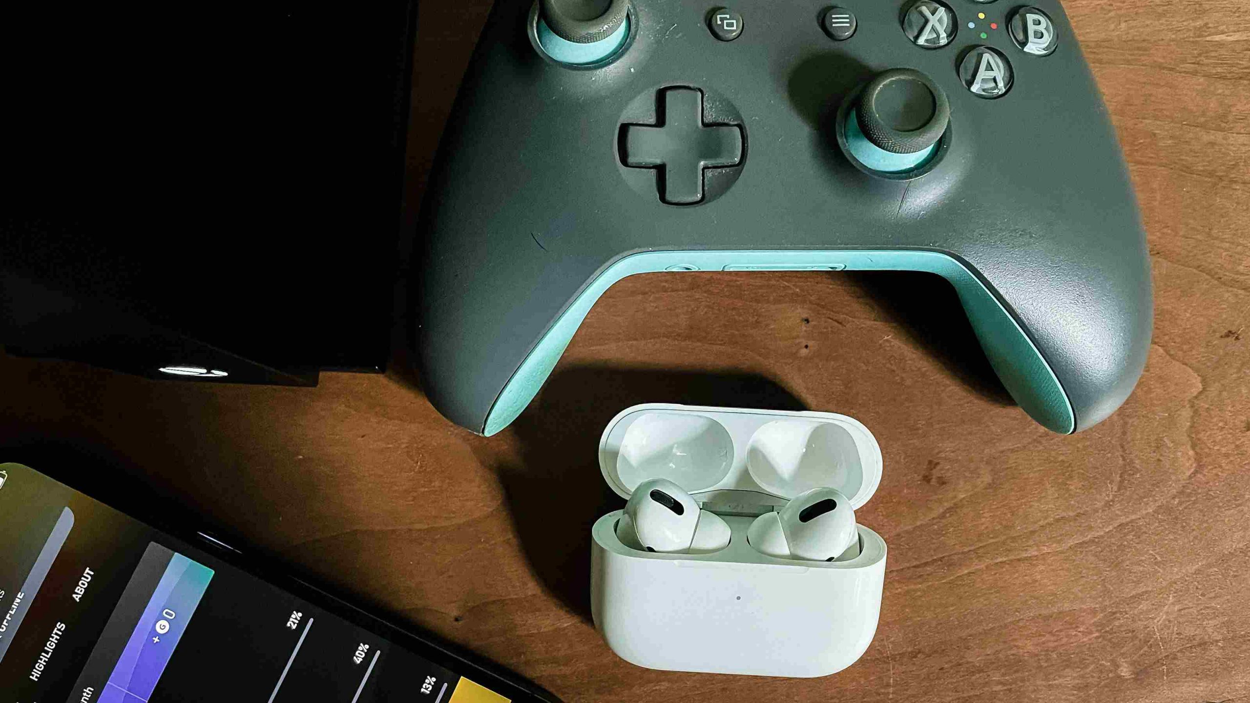 Connect AirPods to Xbox One