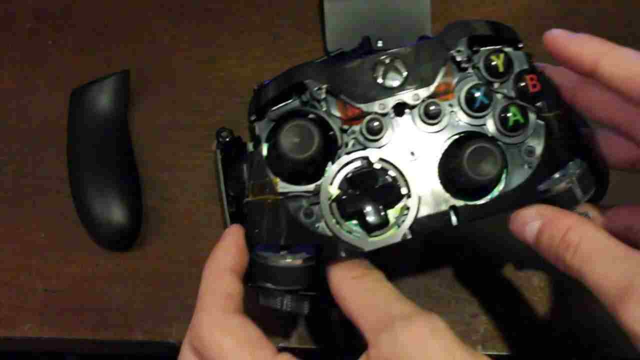 Open Xbox One controller to fix drift