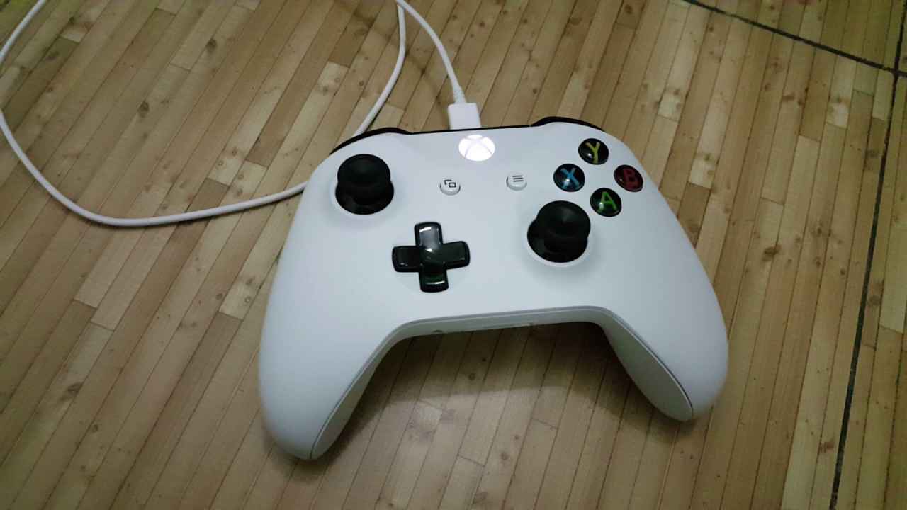 USB cable to charge Xbox One controller