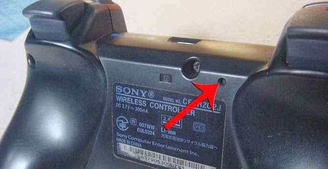 press the reset button to reset your PS3 controller