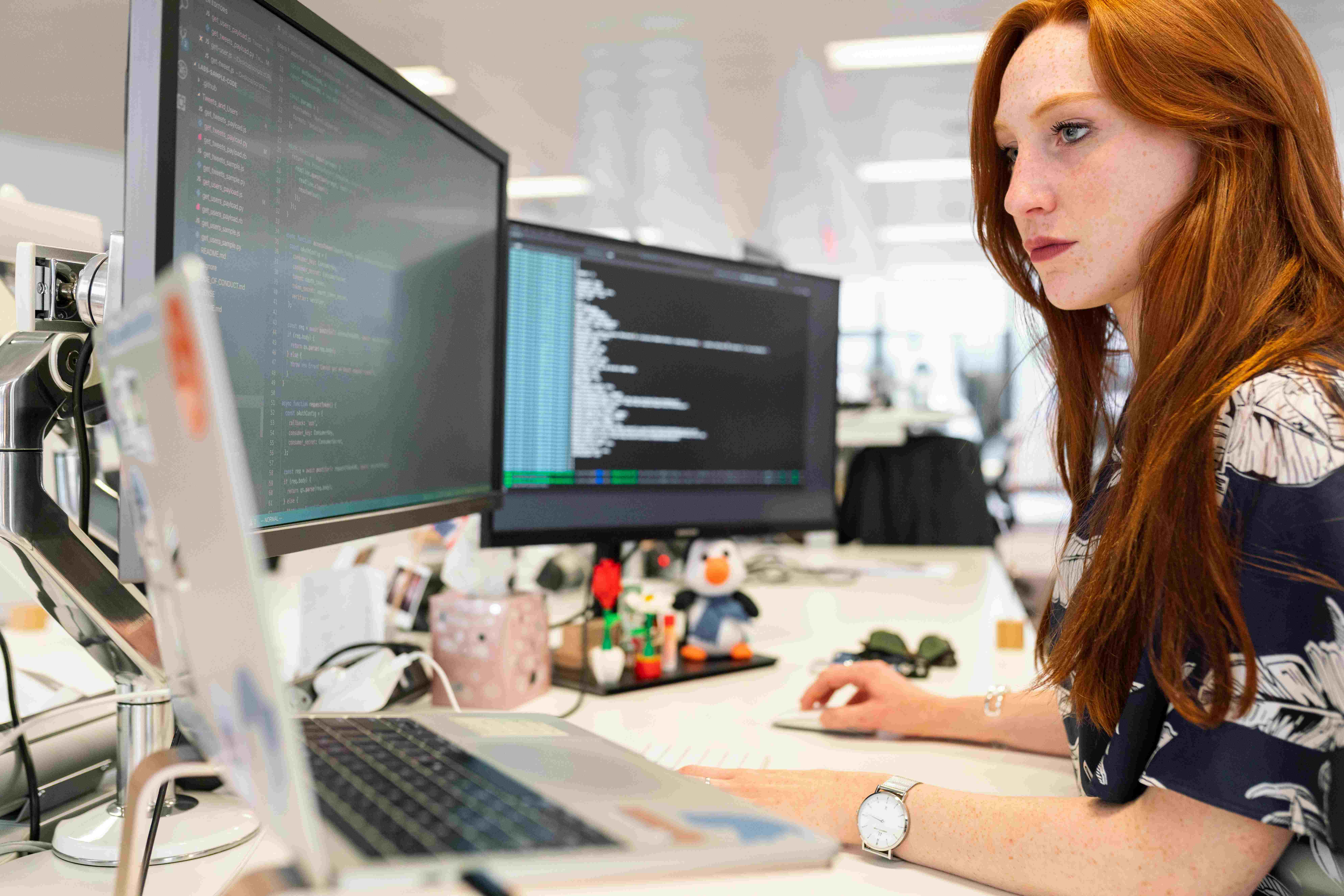Tech Advancements in Businesses (1)