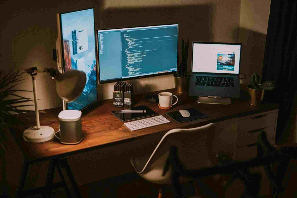 3 Things to Have in Mind When Choosing a Vertical Monitor - 78