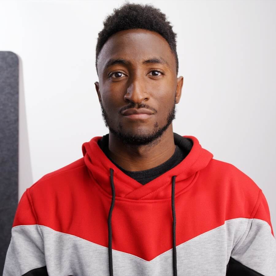 Marques Brownlee (@mkbhd)