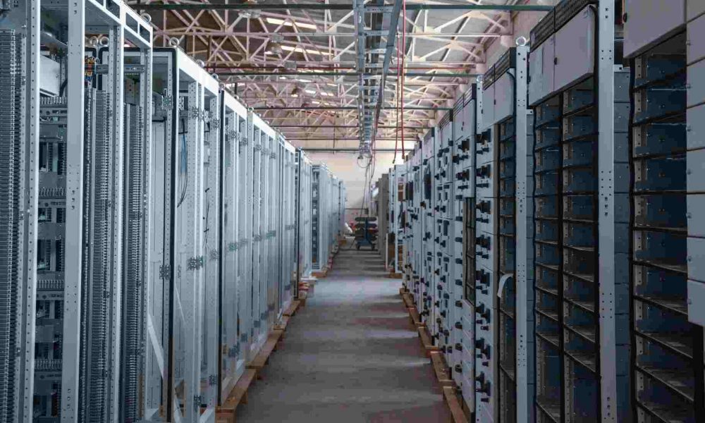 VPS Hosting Pros Cons