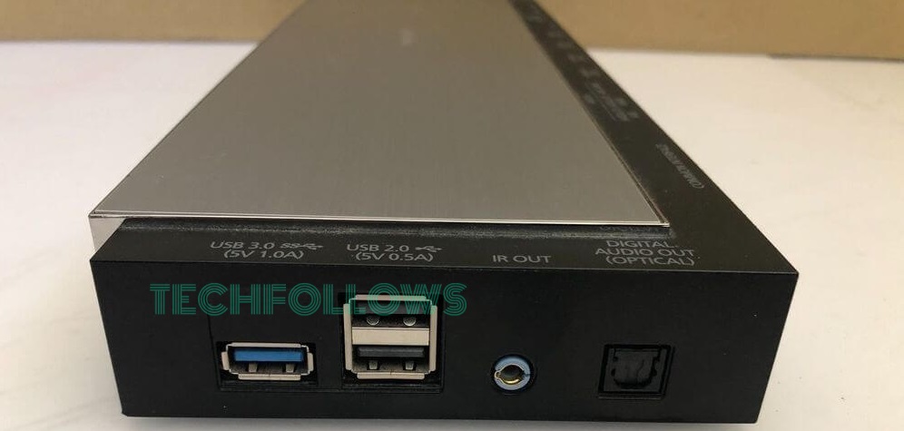 Connect USB to One Connect Box